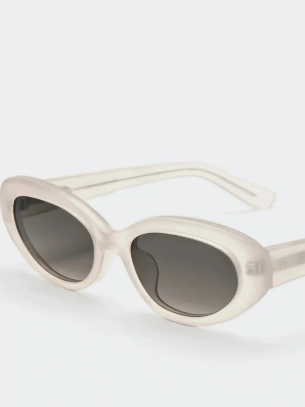 THISTLES the coco pearl sunglasses NEW